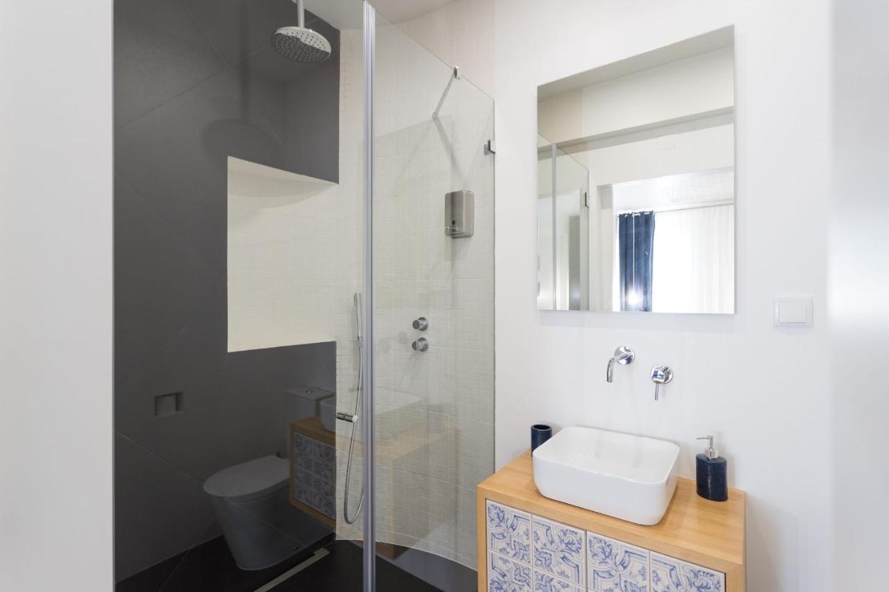Lisbon Airport Suites Экстерьер фото